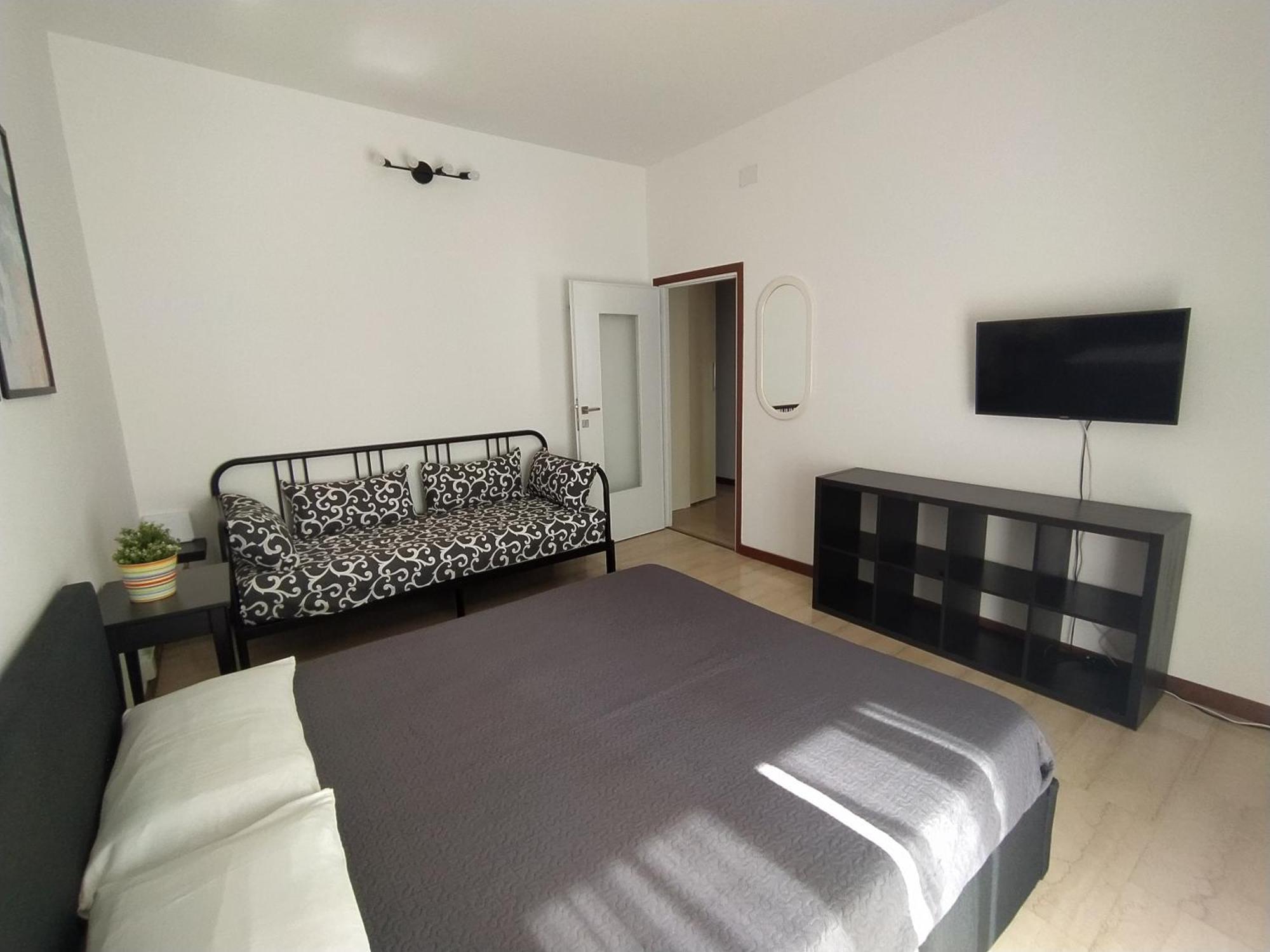 Brenta/Corvetto Studio Apartment Milão Exterior foto